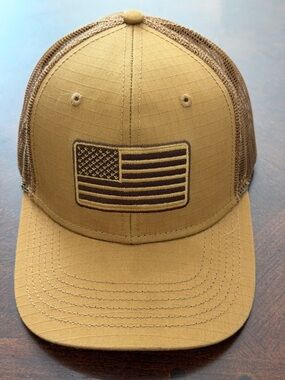 H3 Headwear American Flag Men's Mesh-Back Flag Trucker Hat - Tan